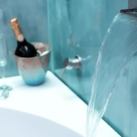 Gasthof Suite Acquamarine By Symphonya Luxury Holiday Rentals